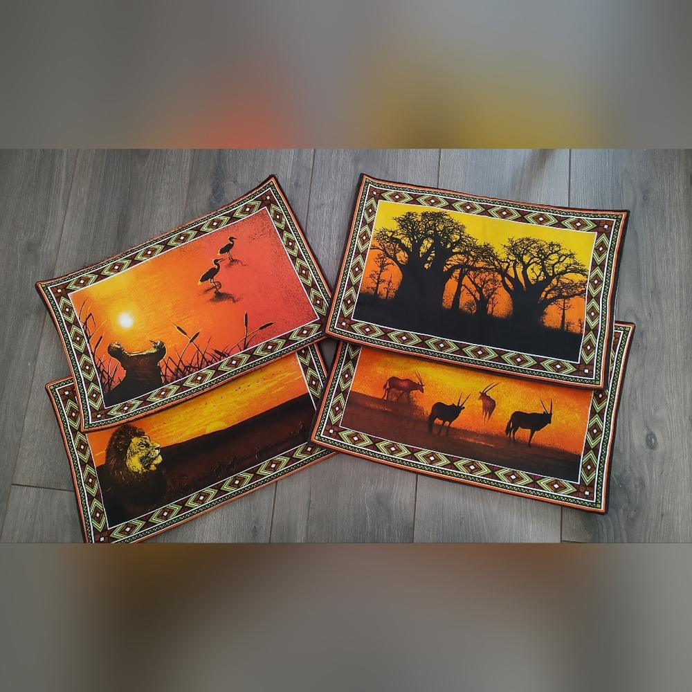 4 Vibrant Textile Places Mats Featuring The Serengeti.